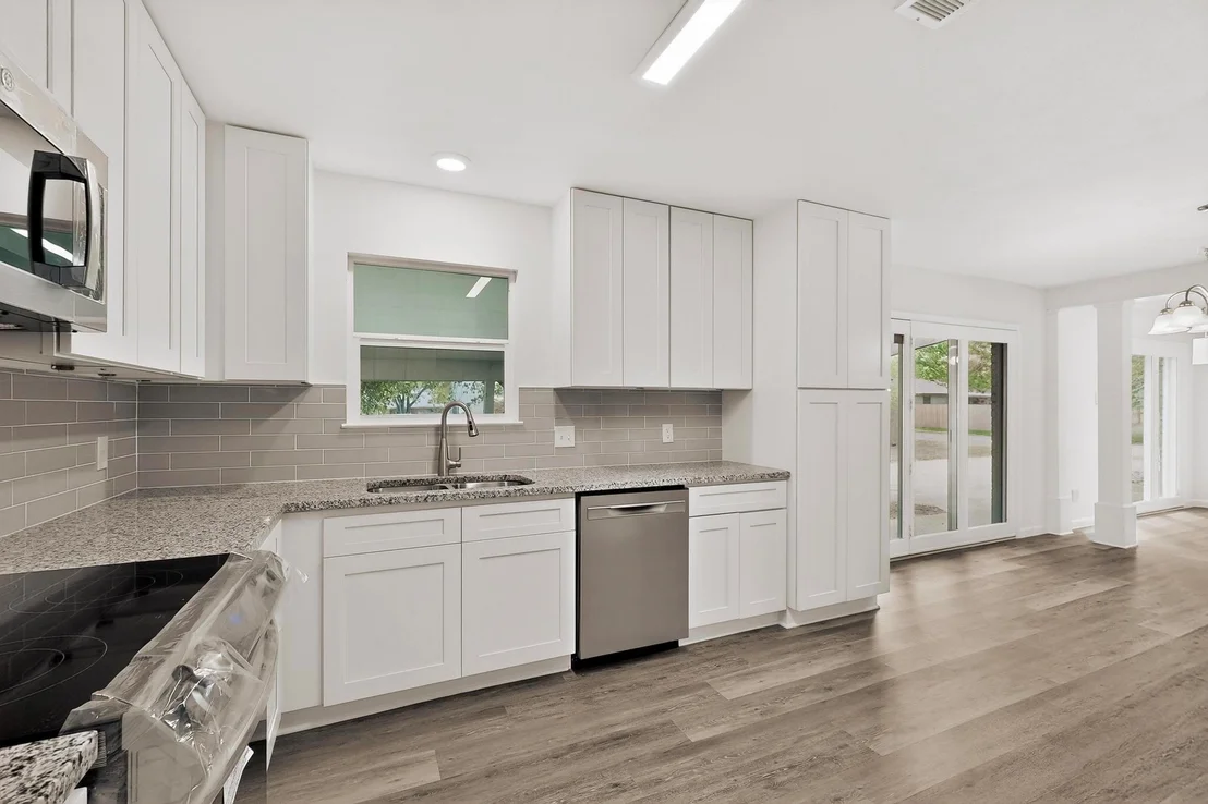 Photo of 812 George ST