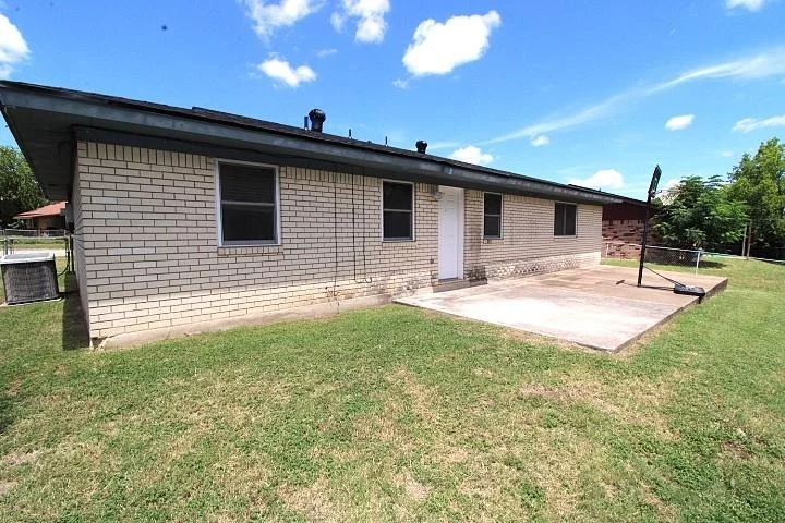 Photo of 1306 Dryden Ave
