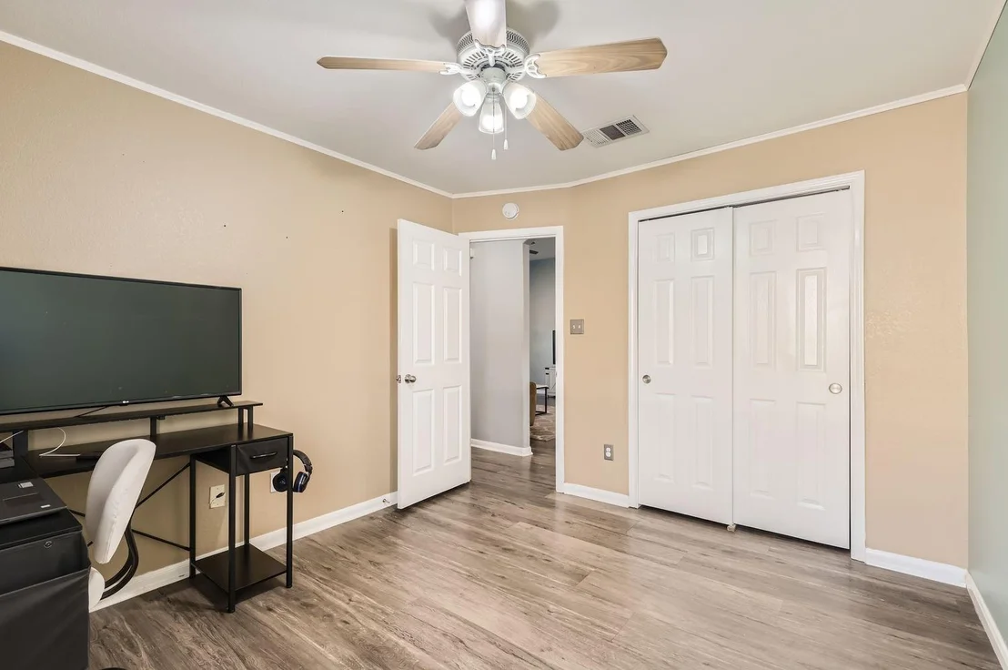 Photo of 100 Kerley DR