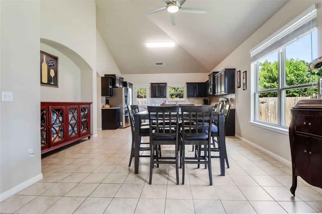 Photo of 1425 Hamiltons WAY