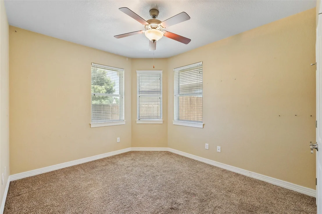 Photo of 100 Magan LN