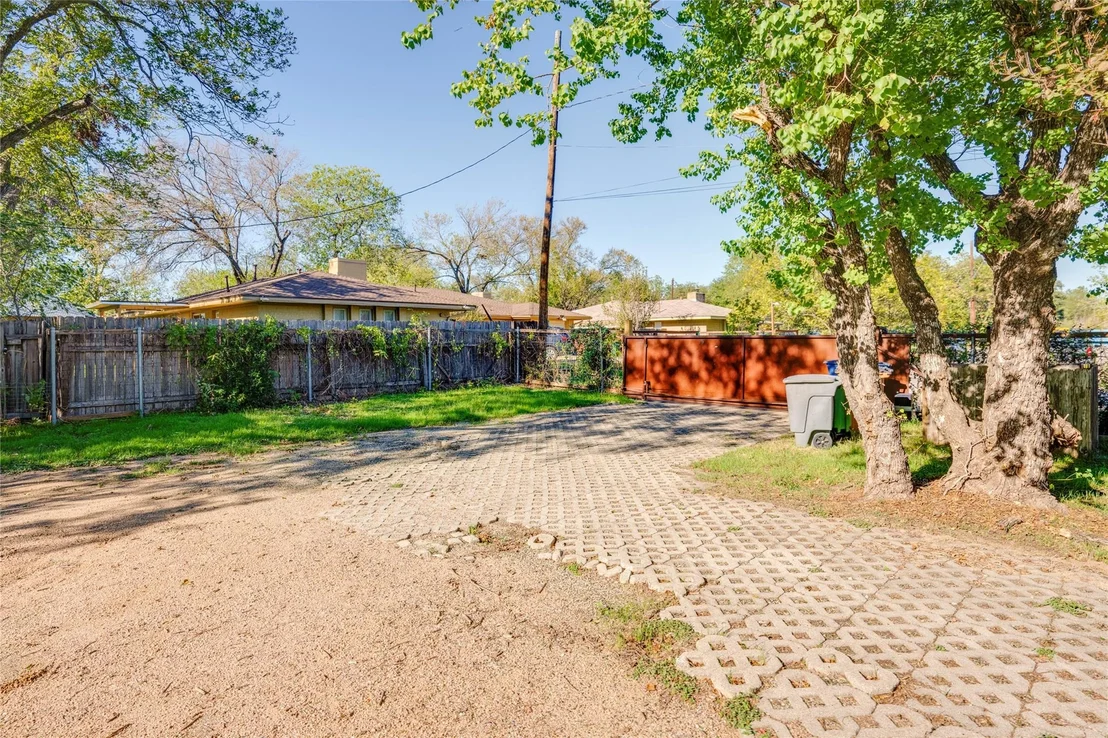 Photo of 2713 Sweeney LN