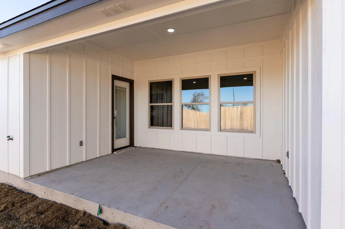 Photo of 2123 Blackhawk LOOP