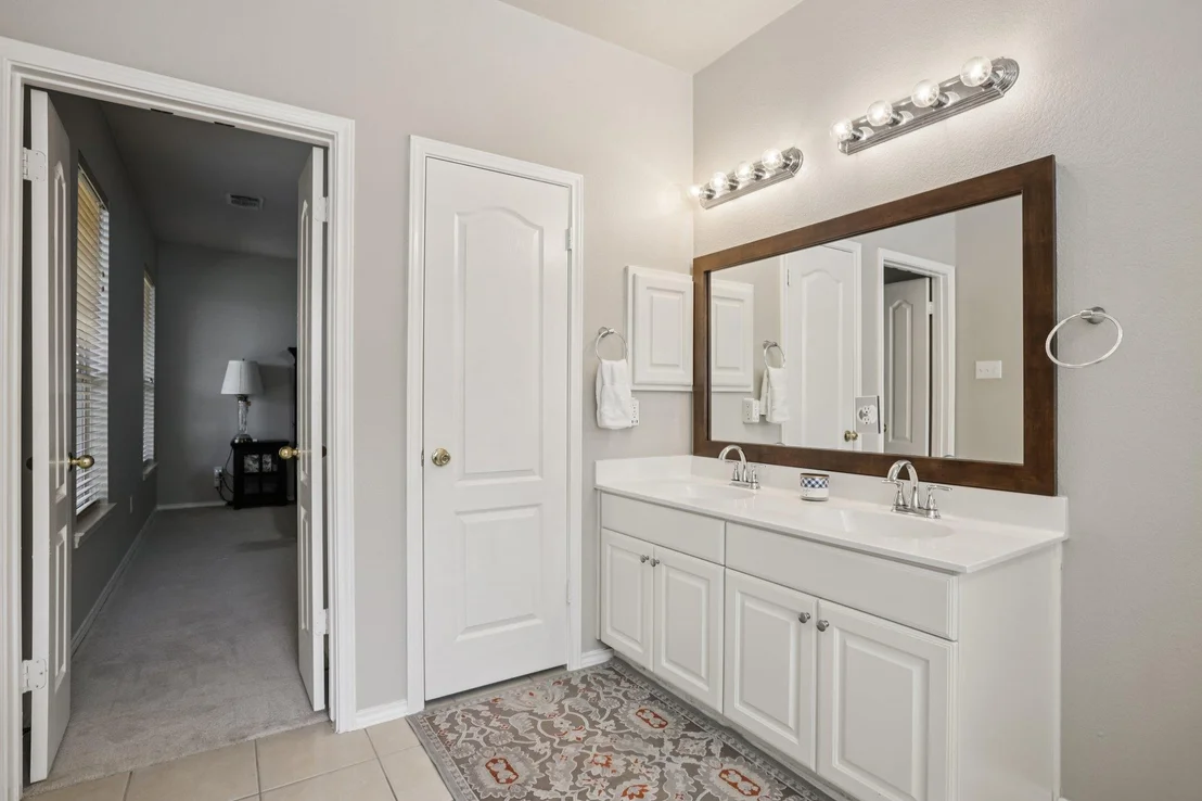 Photo of 11604 Larch Valley DR