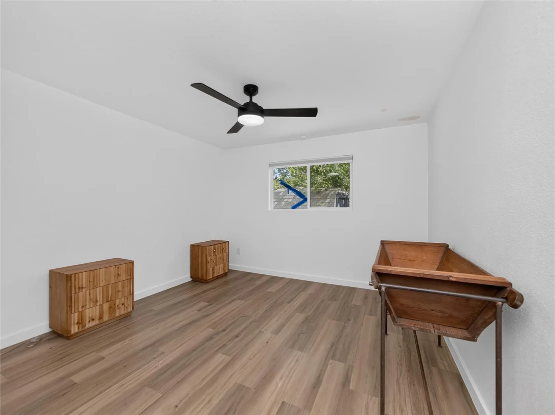 Photo of 2102 Lear LN
