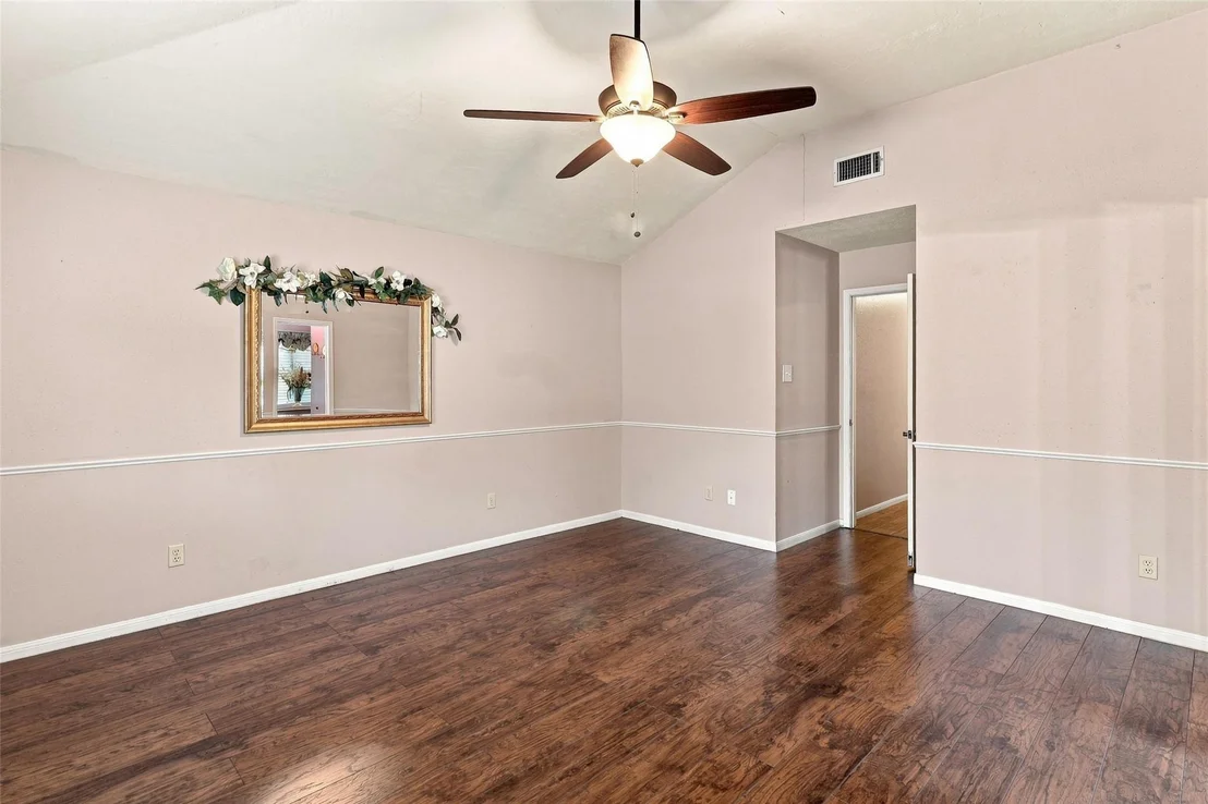 Photo of 1509 Quail Run RD