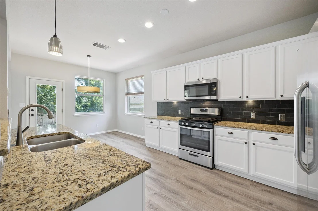 Photo of 1903 Wickett WAY