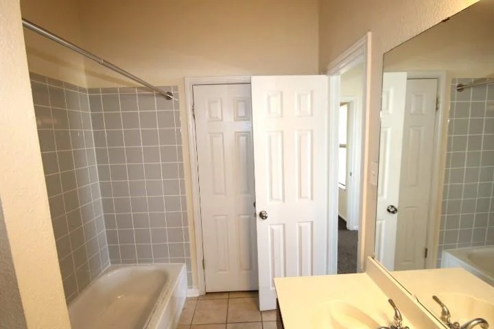 Photo of 304 Bronc DR
