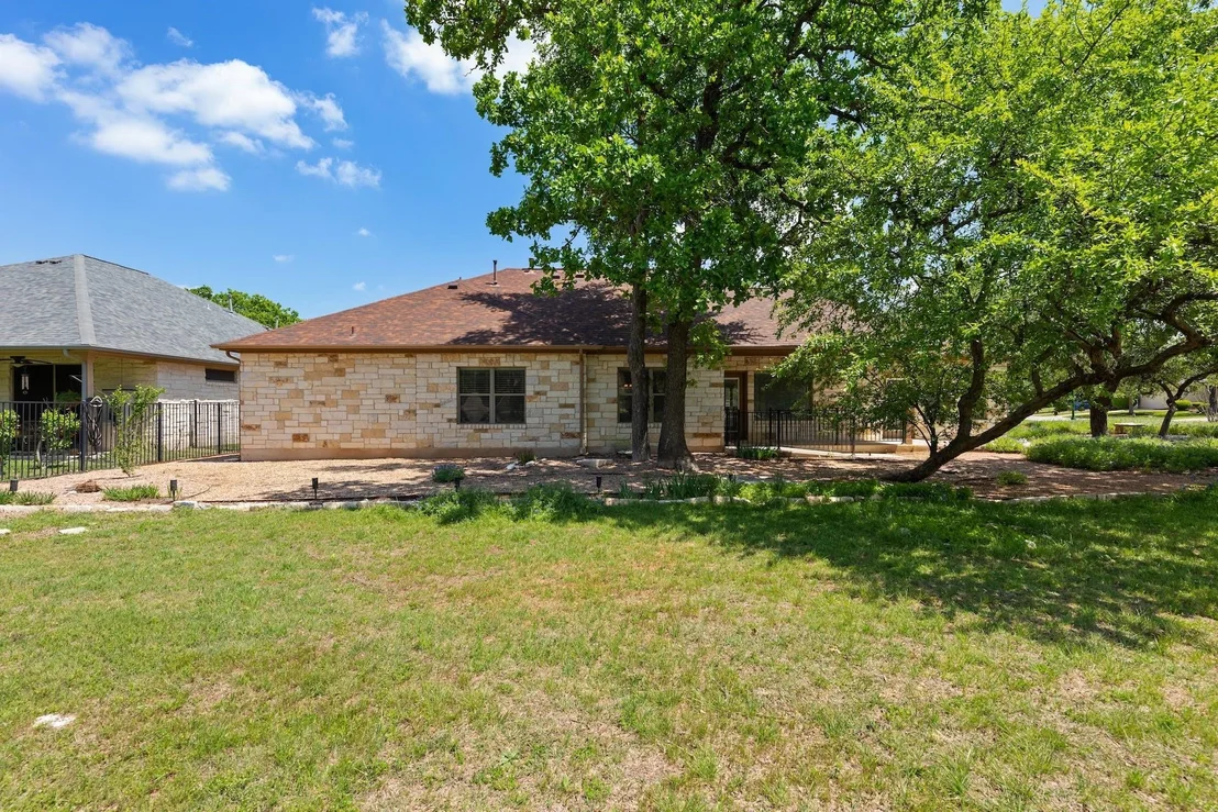 Photo of 1001 Fort Davis ST