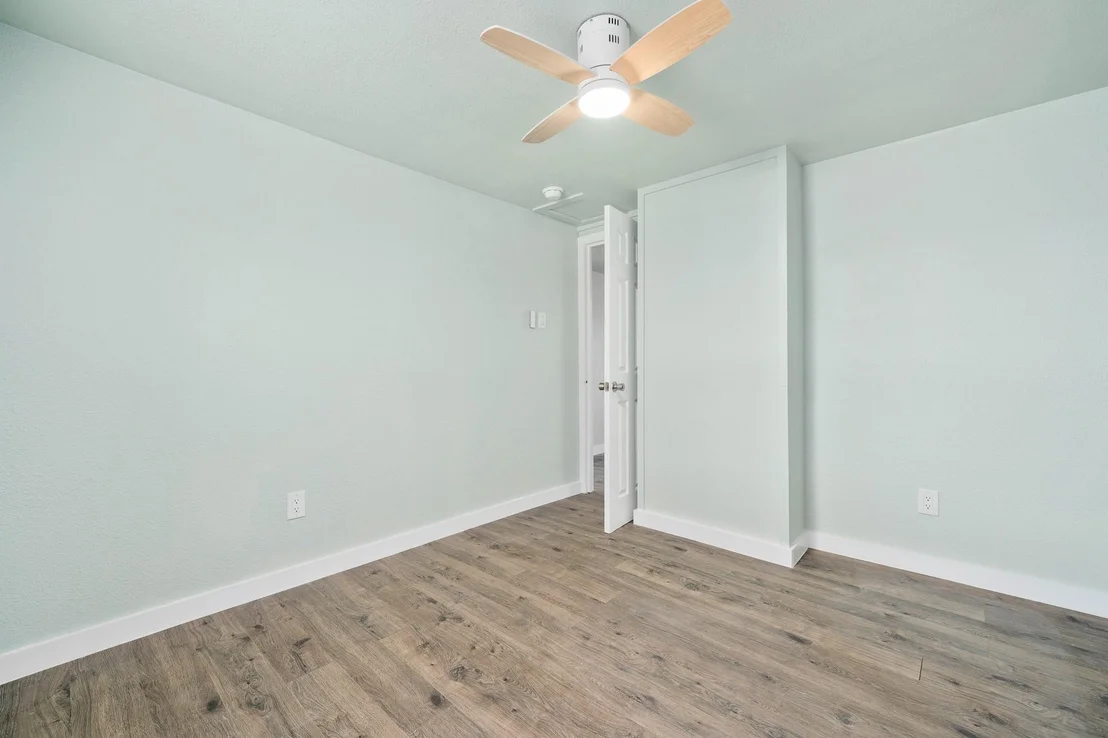 Photo of 248 Post Oak LN