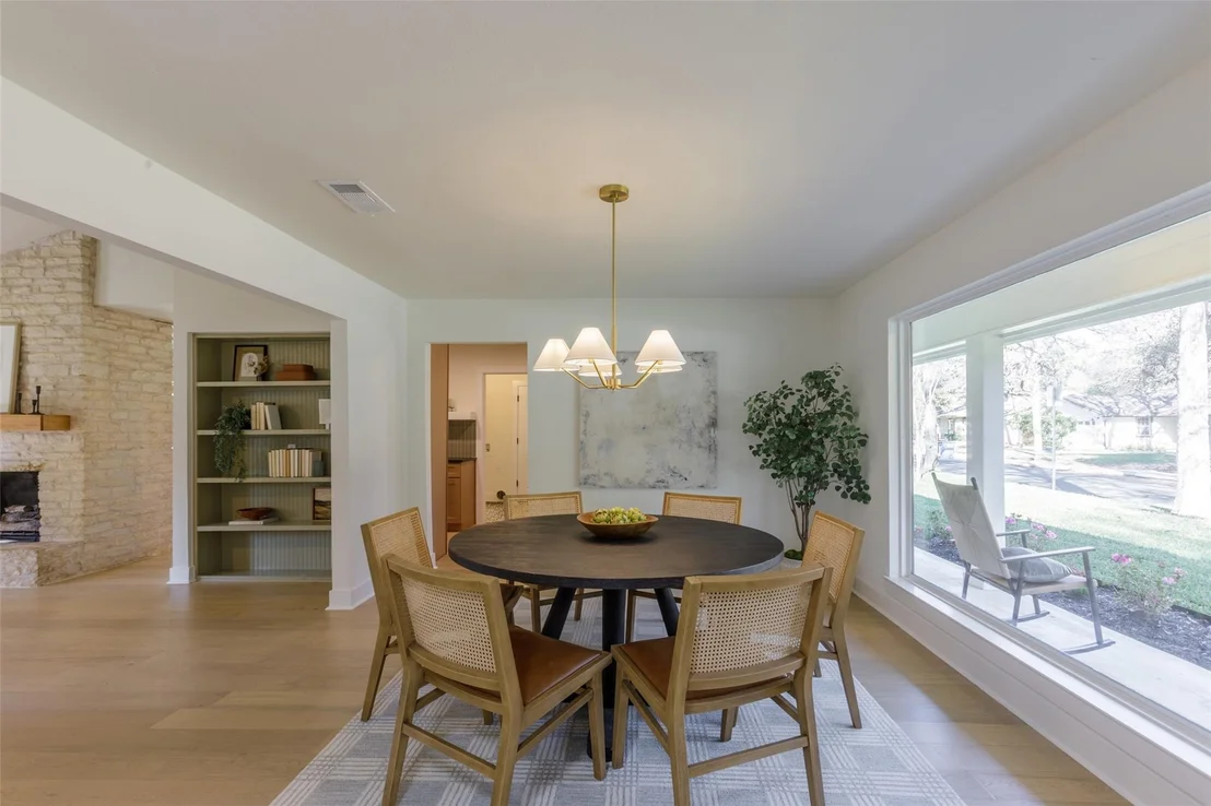 Photo of 4011 Austin Woods DR