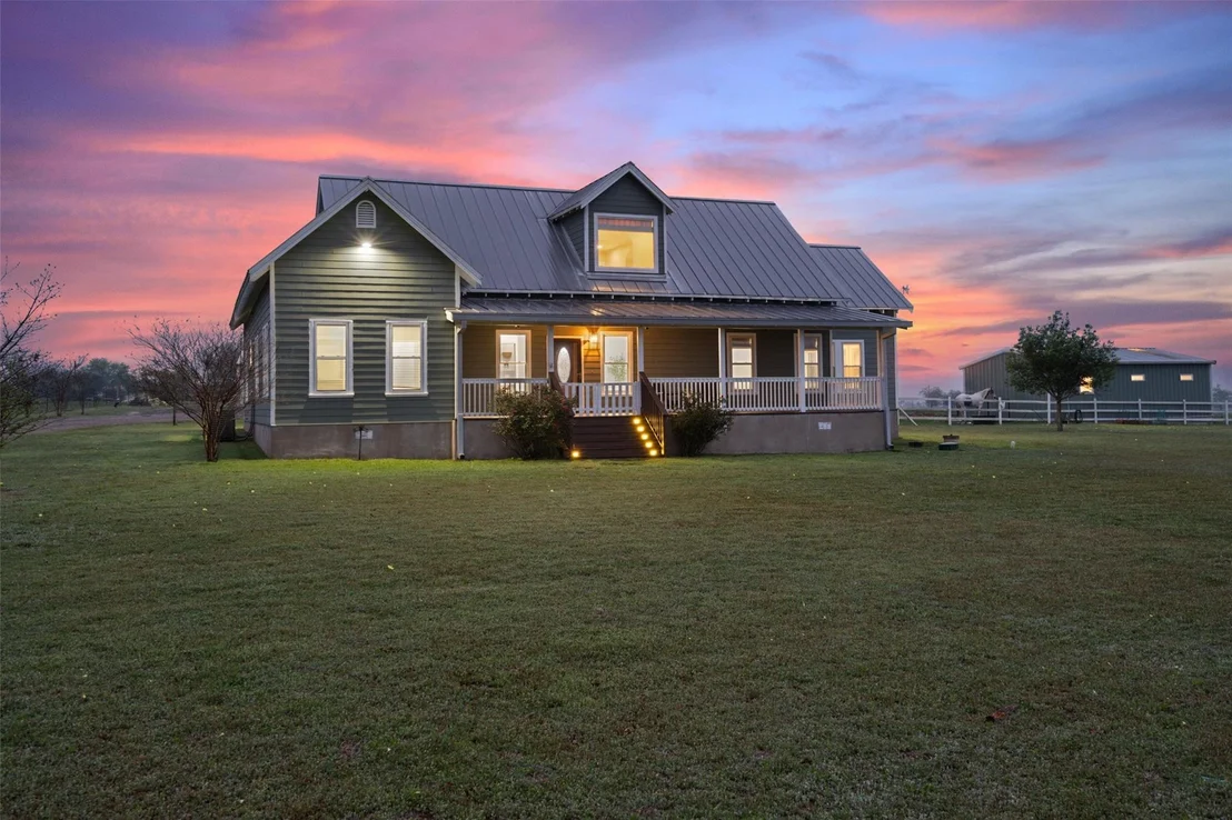 Photo of 800 County Road 153