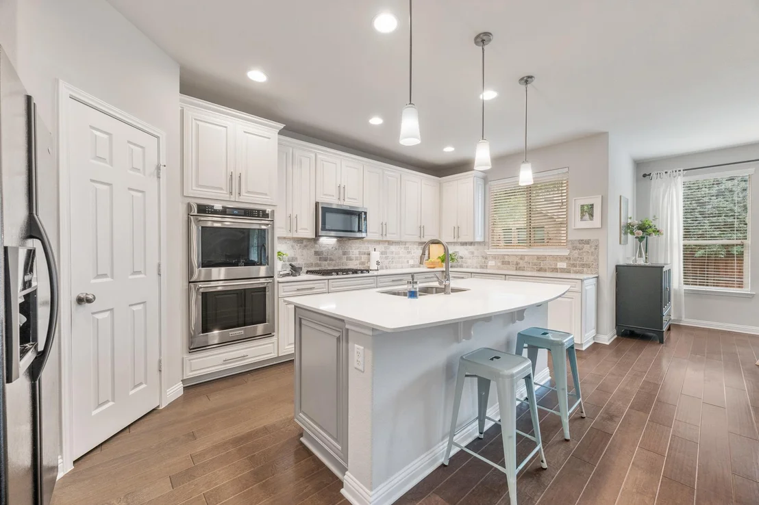 Photo of 2417 Maxwell DR