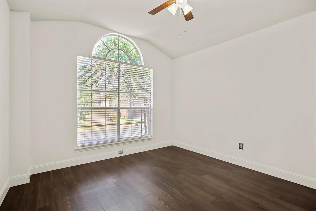 Photo of 13162 Humphrey DR