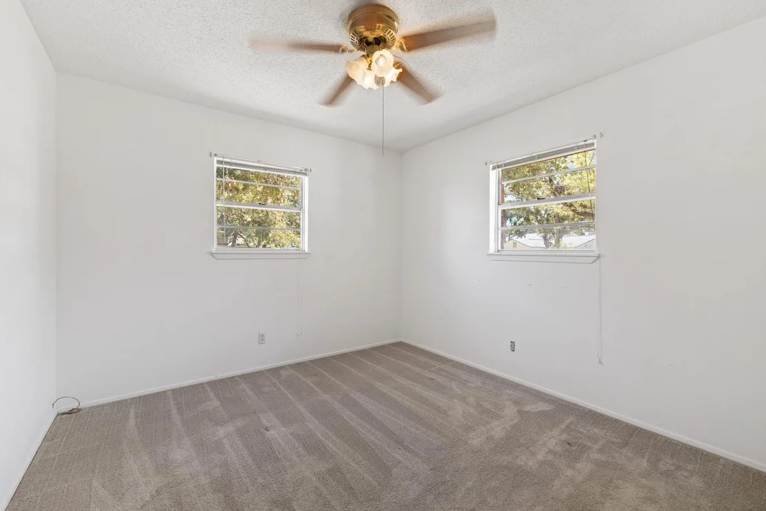 Photo of 606 Cedar DR