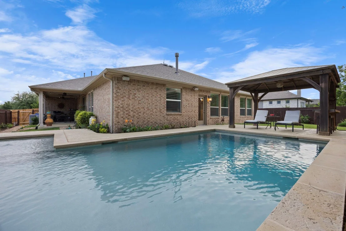 Photo of 202 Parkwest DR