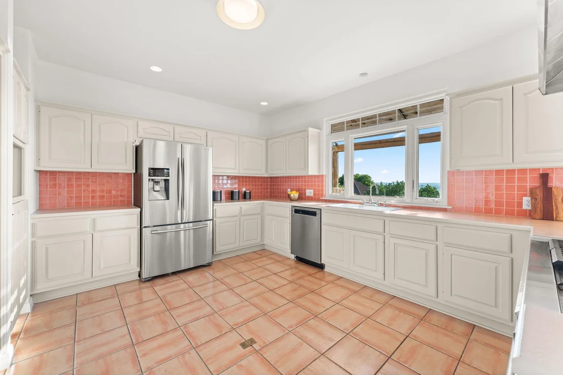 Photo of 5913 N West PL