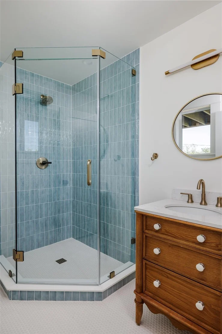 Photo of 1110 Travis Heights BLVD
