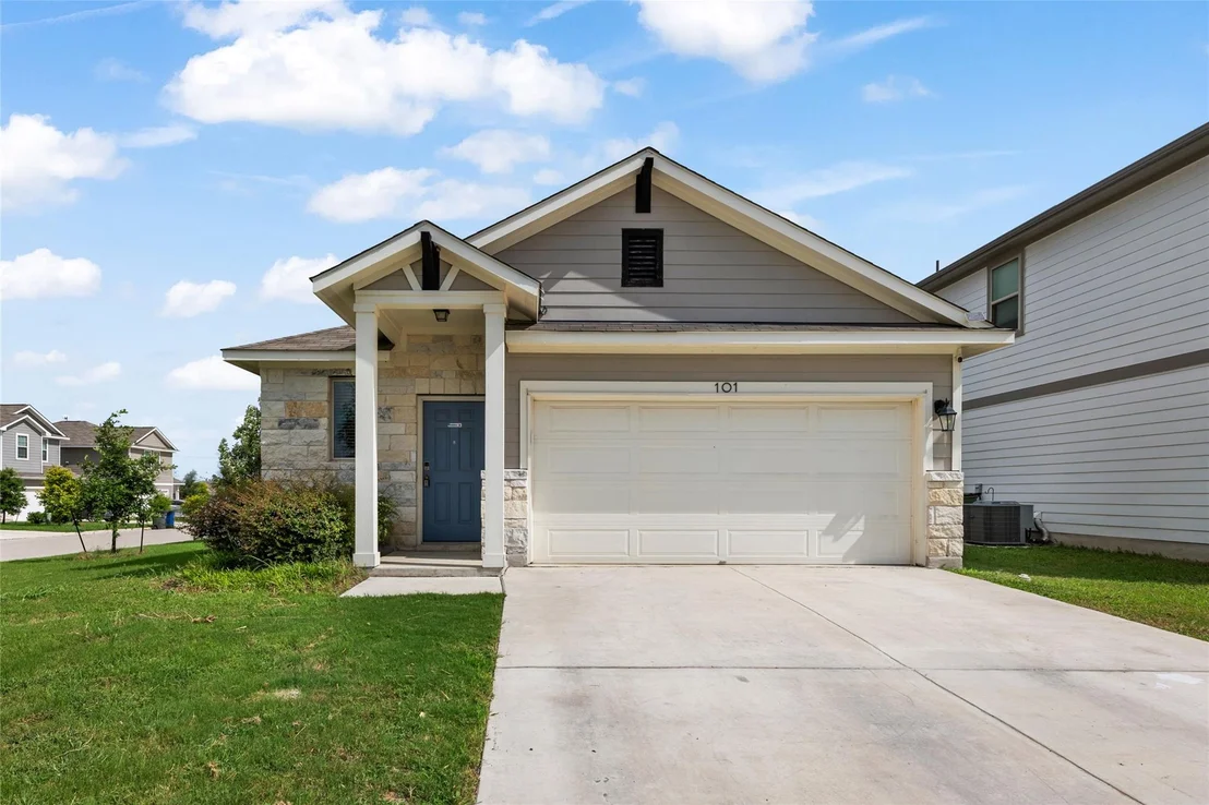 Photo of 101 Quiet Man DR