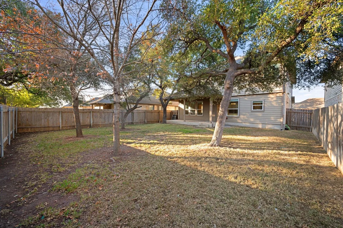 Photo of 512 Glacial Stream LN