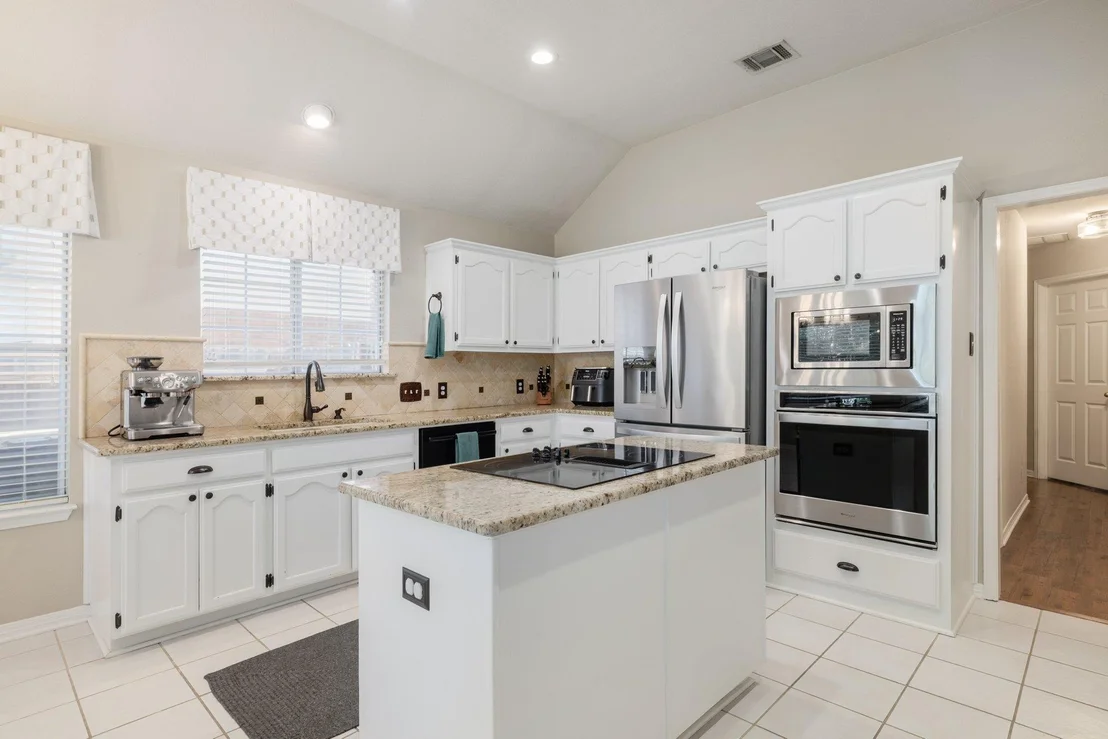 Photo of 16106 W Dorman DR