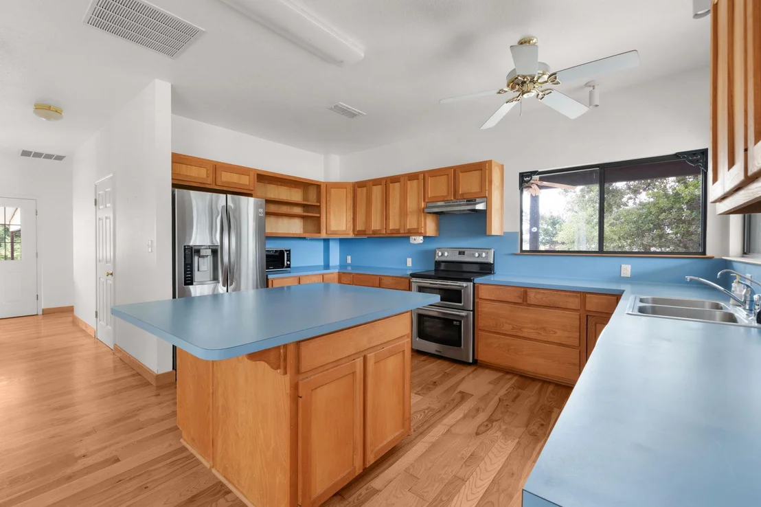 Photo of 12437 County Road 200