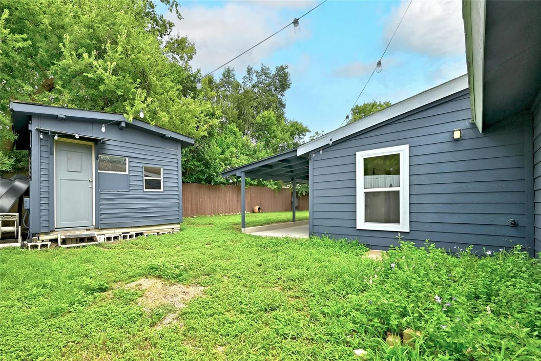 Photo of 7007 Carwill DR