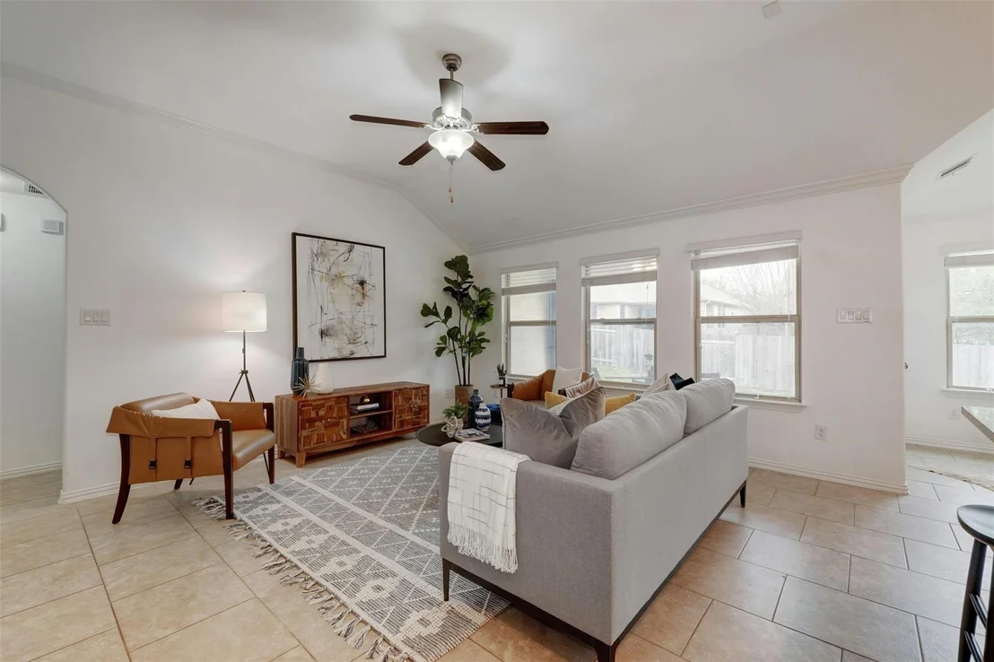Photo of 405 Briar Park DR