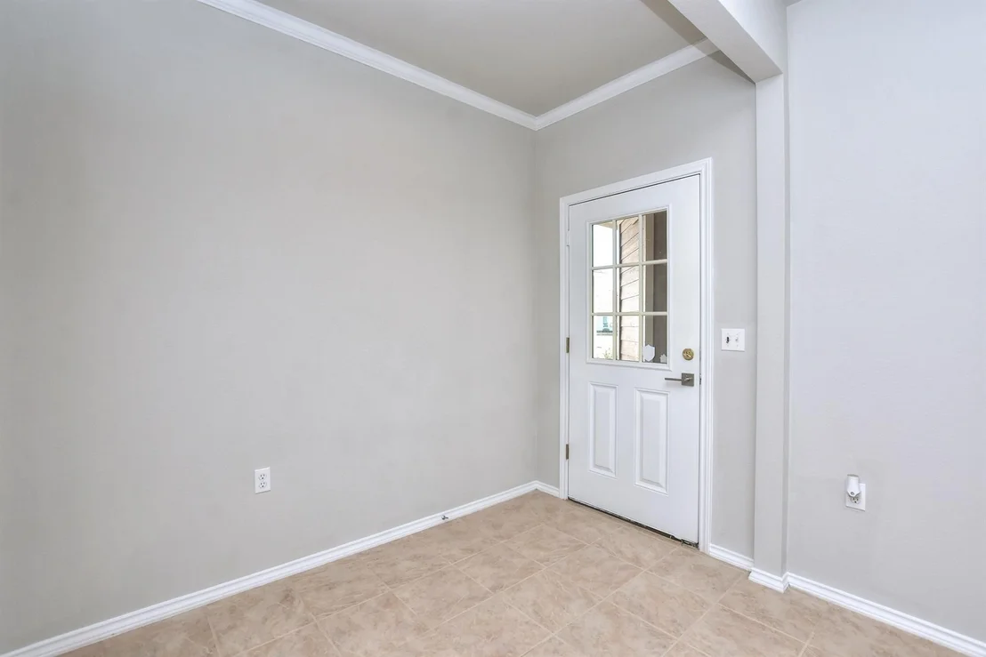Photo of 245 Bonham LOOP