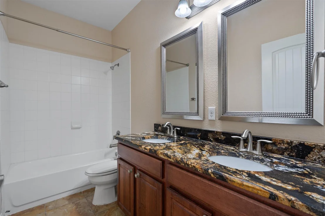 Photo of 433 Drystone TRL