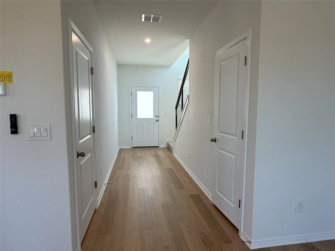 Photo of 372 Young ST