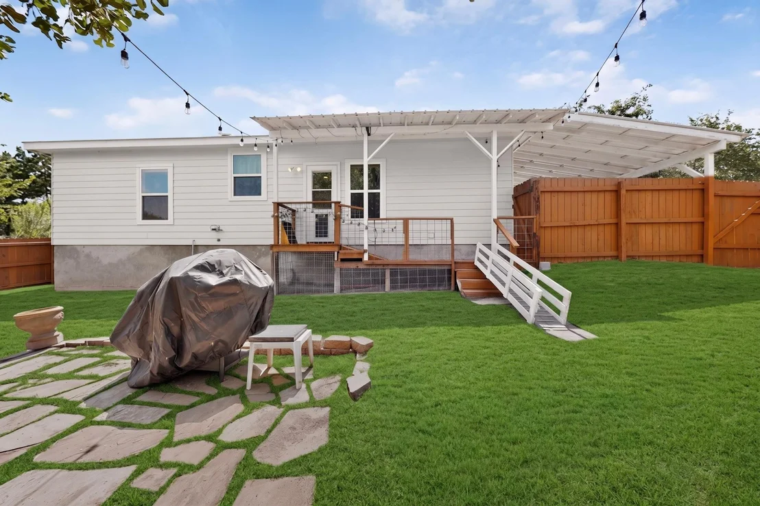 Photo of 212 Kipahulu DR