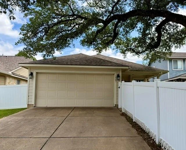 Photo of 1507 Big Thicket DR