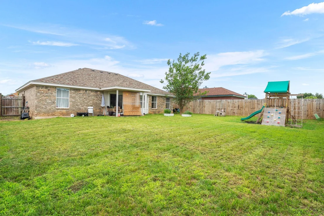 Photo of 4305 Pete DR