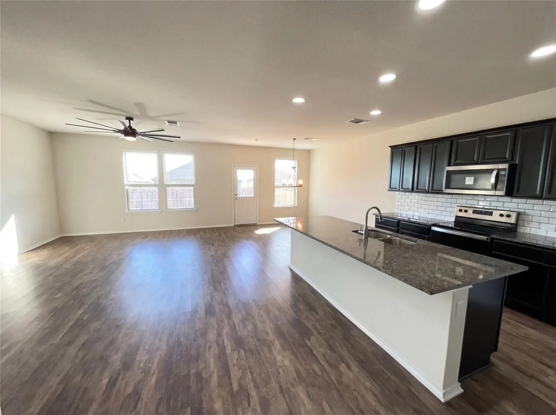 Photo of 709 Hummingbird LN