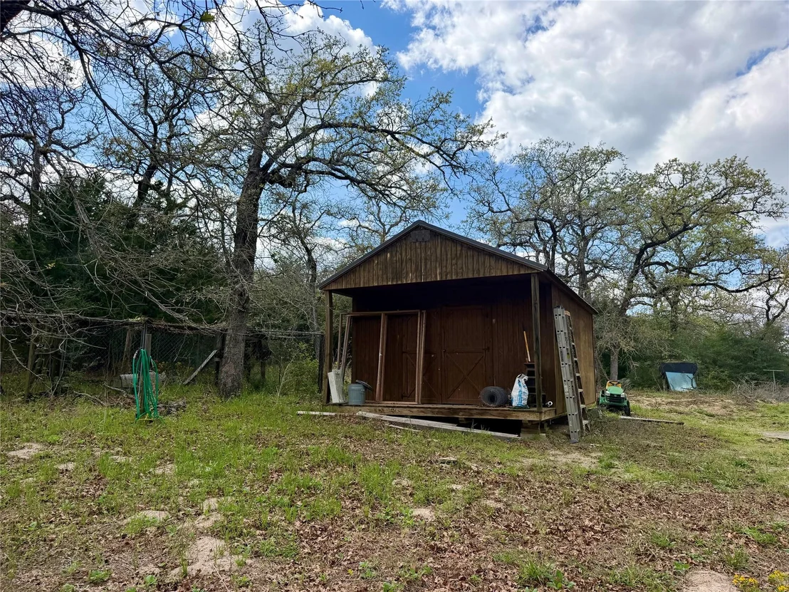 Photo of 3950 Private Road 2015