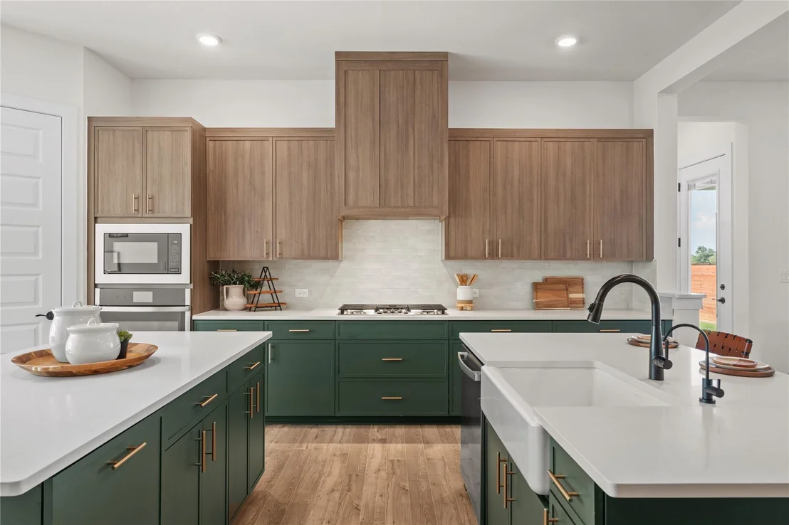Photo of 2116 Tobiano TRCE