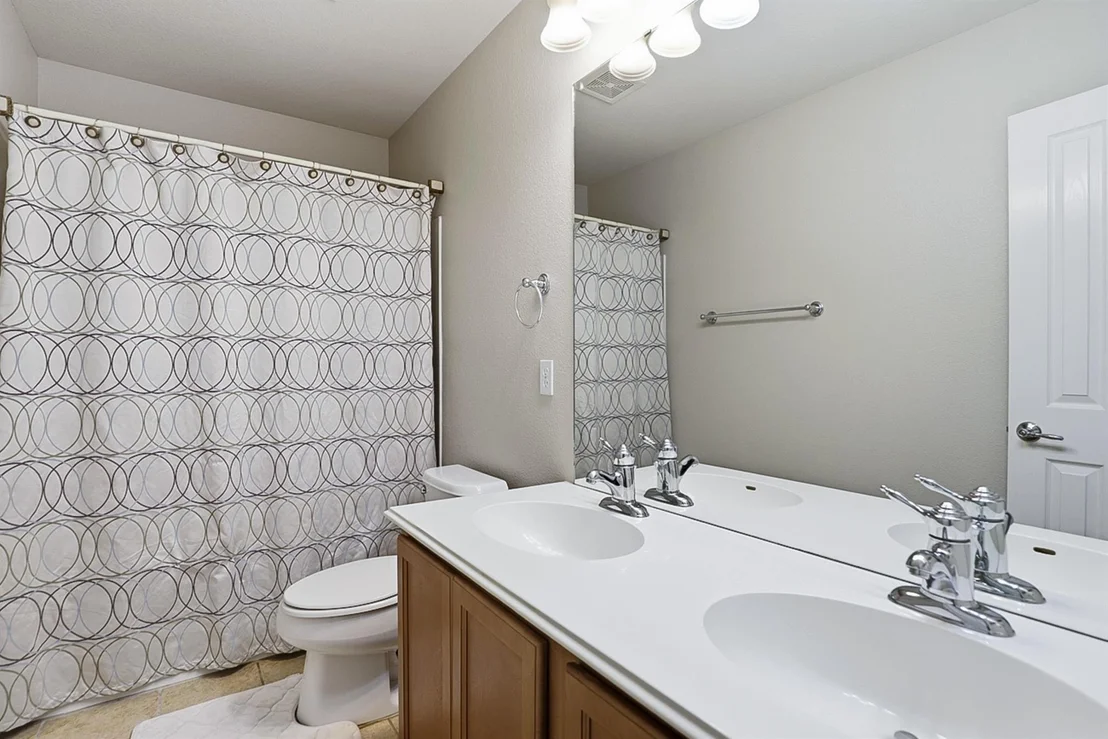 Photo of 353 King Elder LN