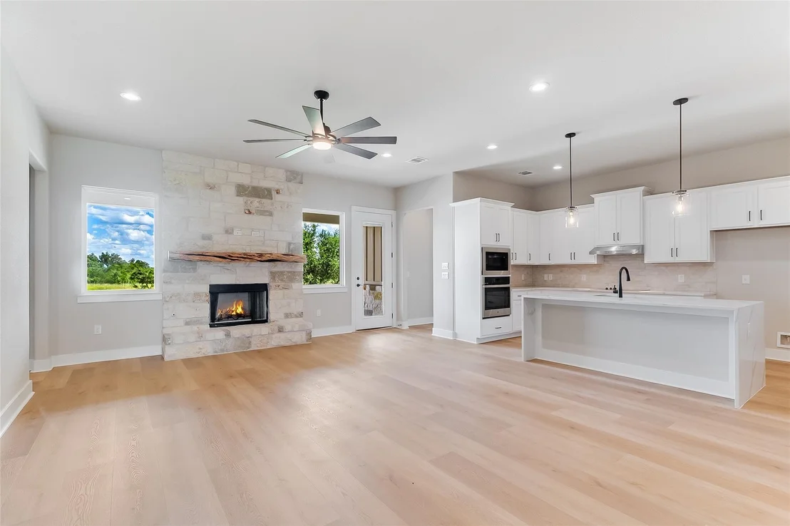 Photo of 115 Draper LN