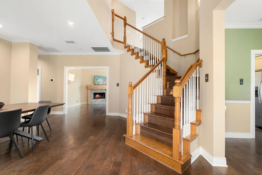 Photo of 2716 Bartons Bluff LN