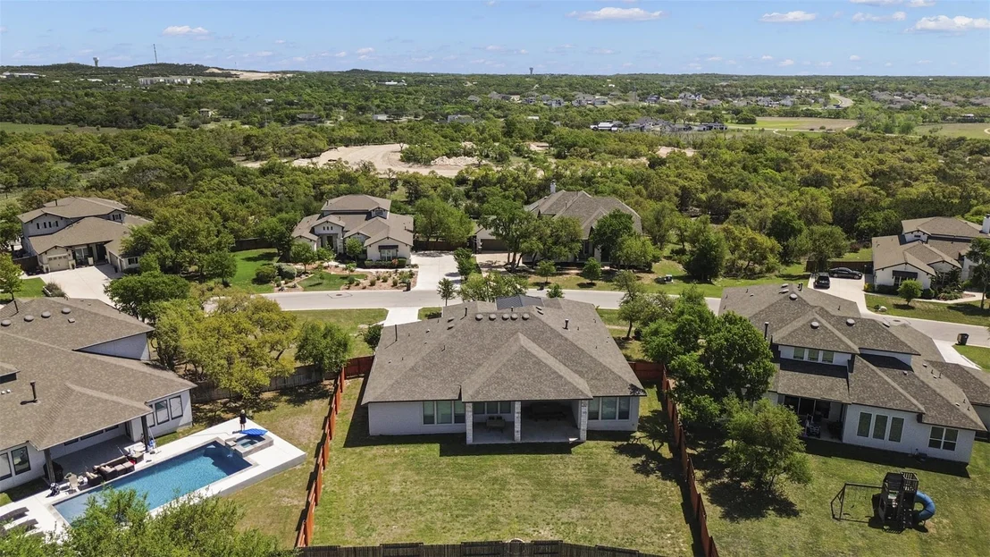 Photo of 299 Peakside CIR