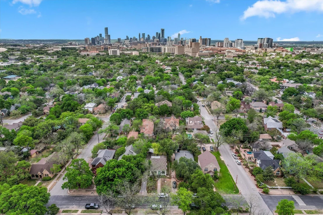 Photo of 605 Texas Ave