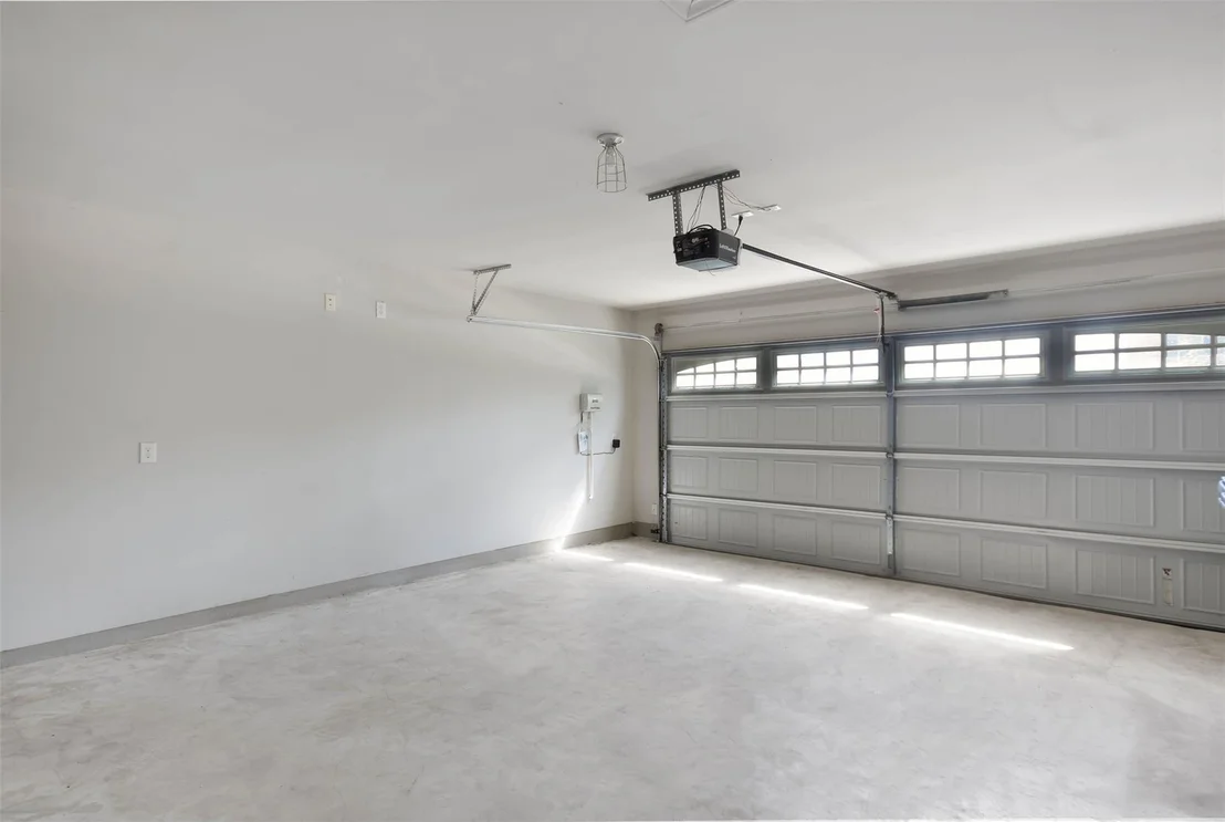 Photo of 2427 Centennial LOOP