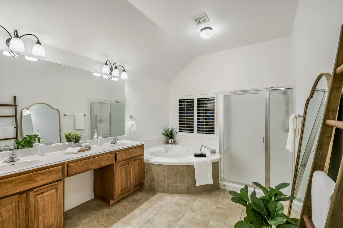 Photo of 708 Hegarty DR