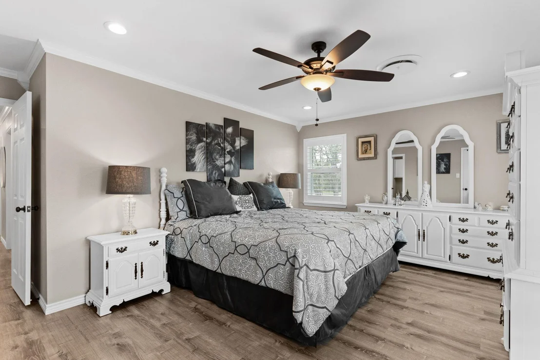 Photo of 1283 County Road 4765
