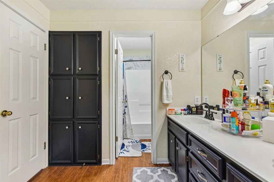 Photo of 5318 W Ridge BLVD