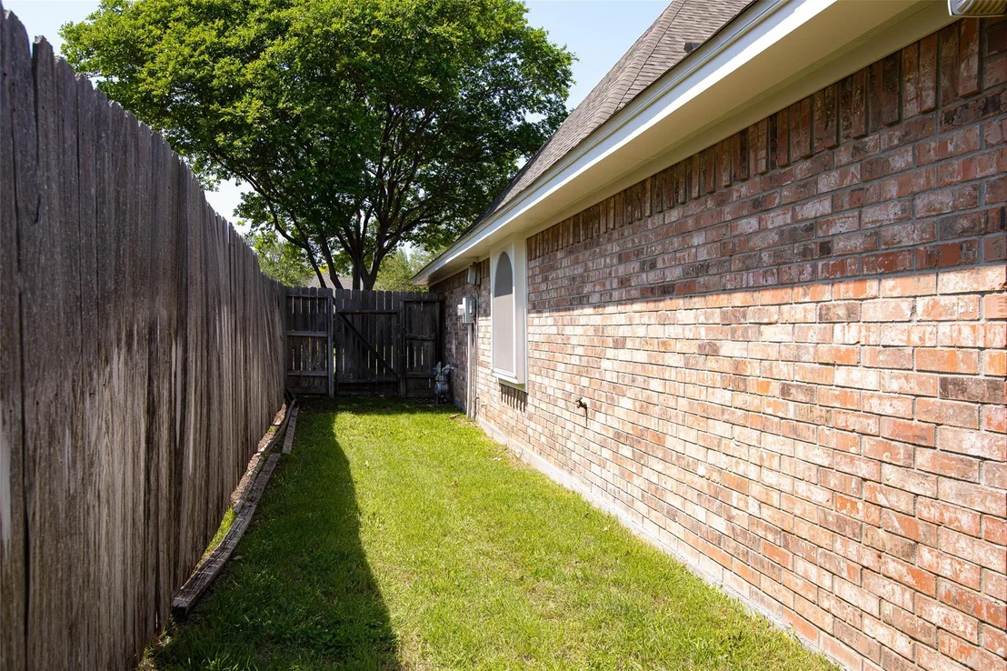 Photo of 5101 Sterling DR