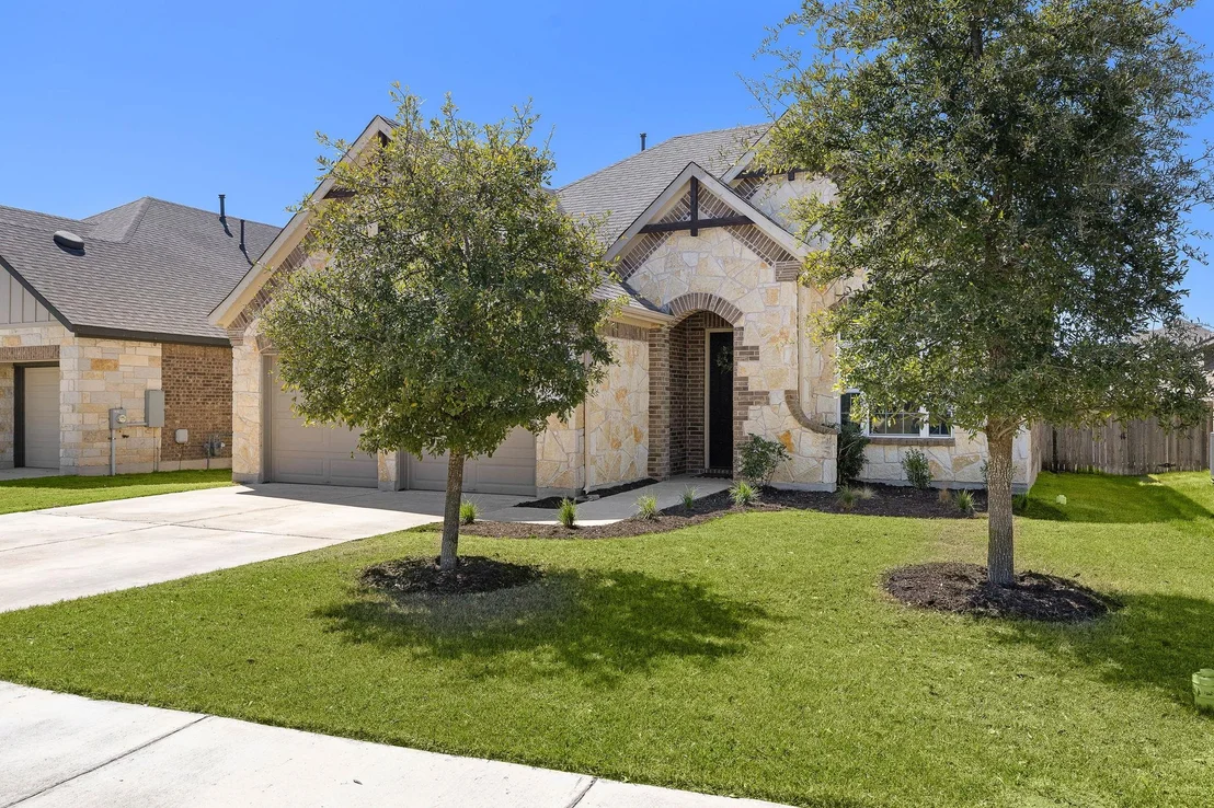 Photo of 6852 Brindisi PL