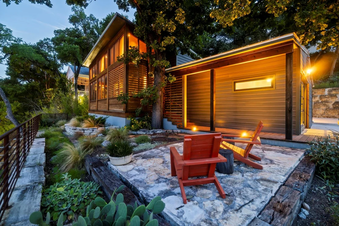 Photo of 1002 Baylor ST