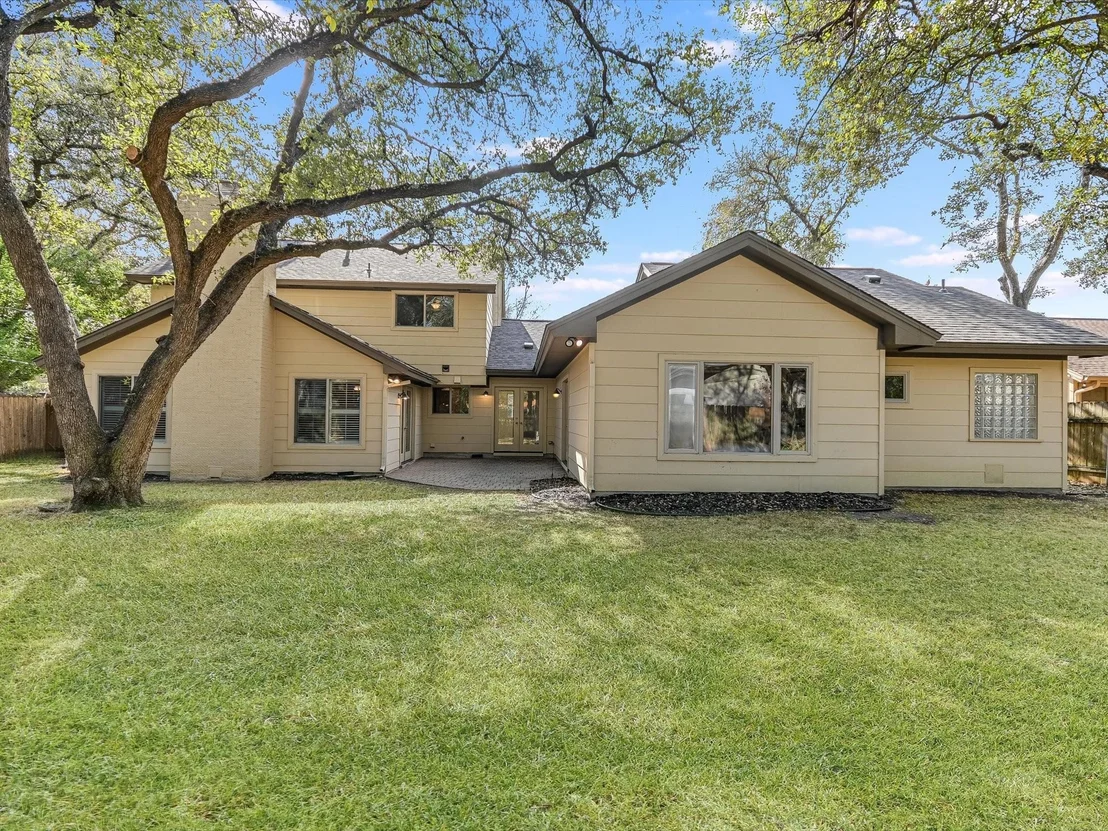 Photo of 8304 High Oak DR